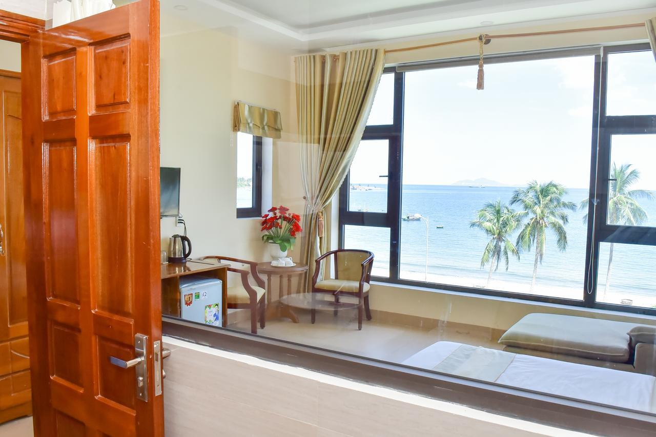 Sea View Dn Hotel Da Nang Exteriör bild